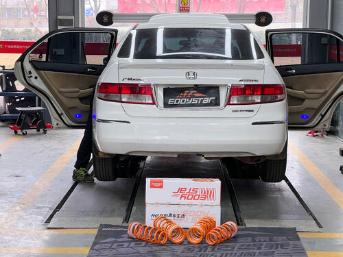 kasus perusahaan terbaru tentang Honda Accord 2.0L 2004 Ditingkatkan dengan Pegas Pendek EDDY Sport