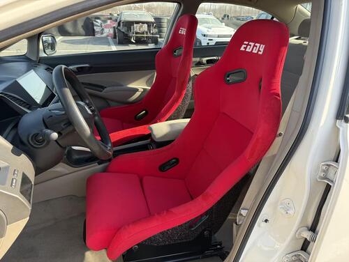 kasus perusahaan terbaru tentang EDDY Racing Seat MR Model
